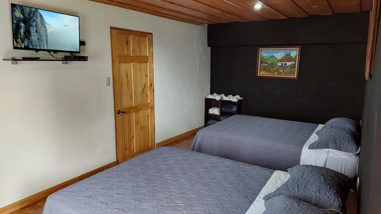 El Descanso Restaurante Y Hotel Fraijanes Eksteriør billede